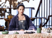 爱游戏官网-鹈鹕鏖战老鹰，钢铁森林与空天之城的冰火之争，小贾伦化身终结者