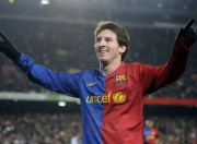 爱游戏娱乐-2026世界杯焦点战，那不勒斯硬仗中险胜南非，蓝衣军团闪耀北美赛场