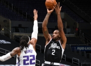 爱游戏官网-福克斯连续得分拉开差距，公牛收割国王