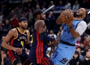 爱游戏体育-快船险胜鹈鹕，逆转胜利