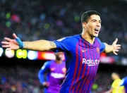 爱游戏娱乐-包含拜仁力克瑞士，苏亚雷斯完成帽子戏法的词条