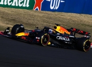 爱游戏入口-雷诺车队险胜红牛车队，维斯塔潘扛起全队