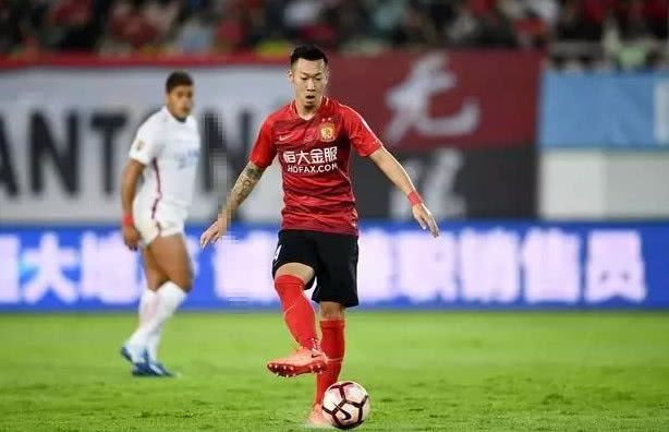 关于广州恒大球员比赛后反思失利取教训调整状态的信息