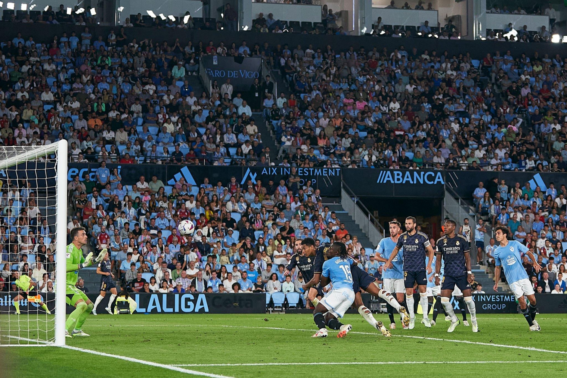 包含里昂客场一球小胜，保住前四席位的词条