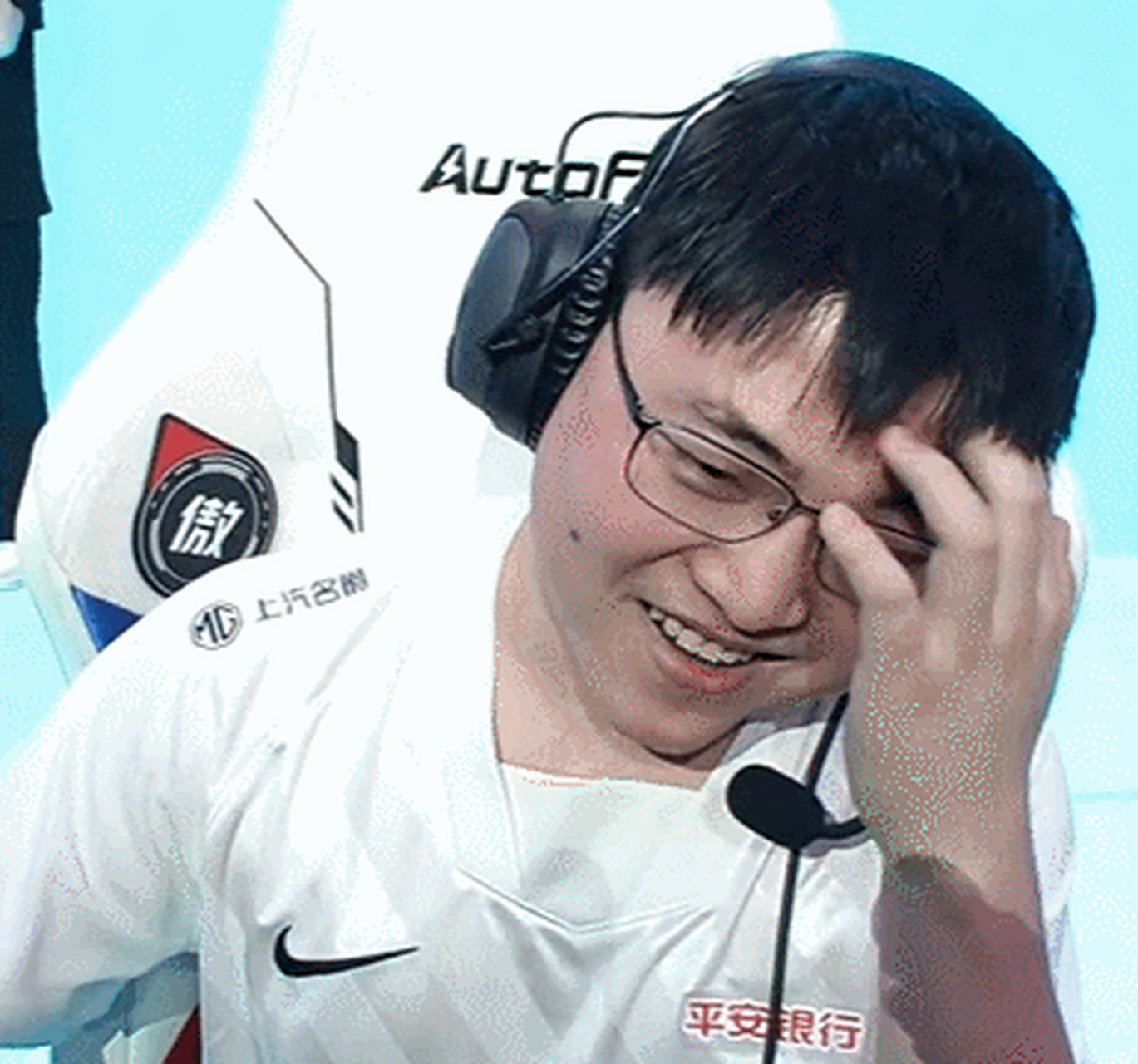 关于GEN鏖战DFM，Uzi统治全场的信息