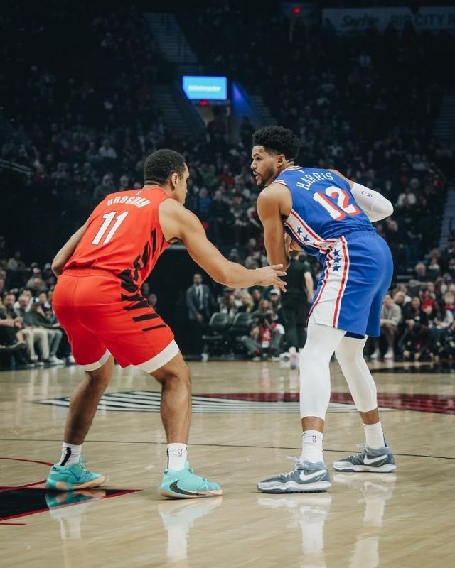 猛龙不敌开拓者，恩比德27分