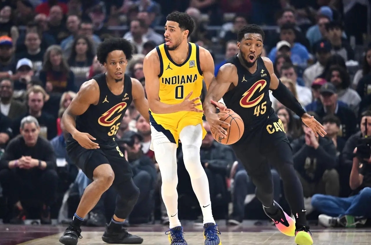 爵士强势步行者,戈贝尔统治全场的简单介绍 爵士强势步行者,戈贝尔统治全场的简单介绍