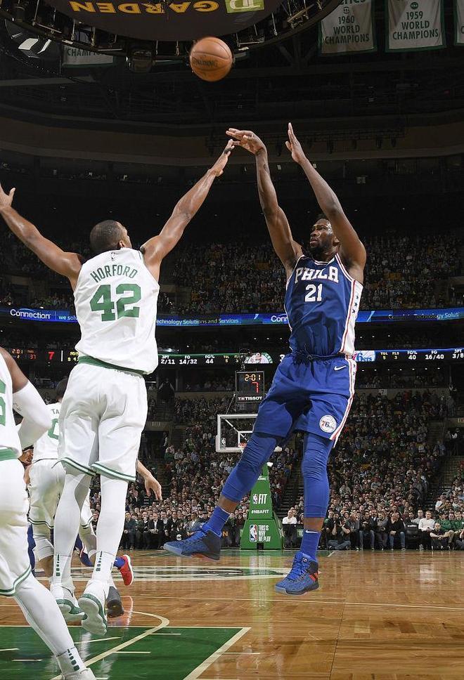 雄鹿大胜76人赢得东部决赛门票的简单介绍