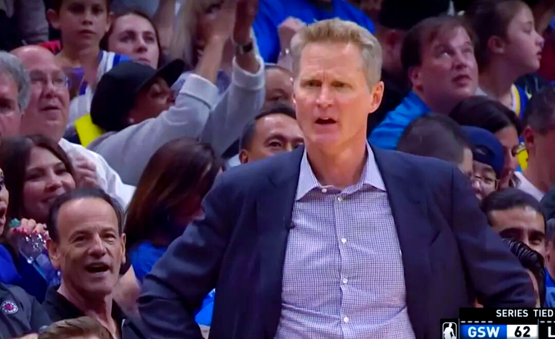 勇士逆转快船，晋级半决赛