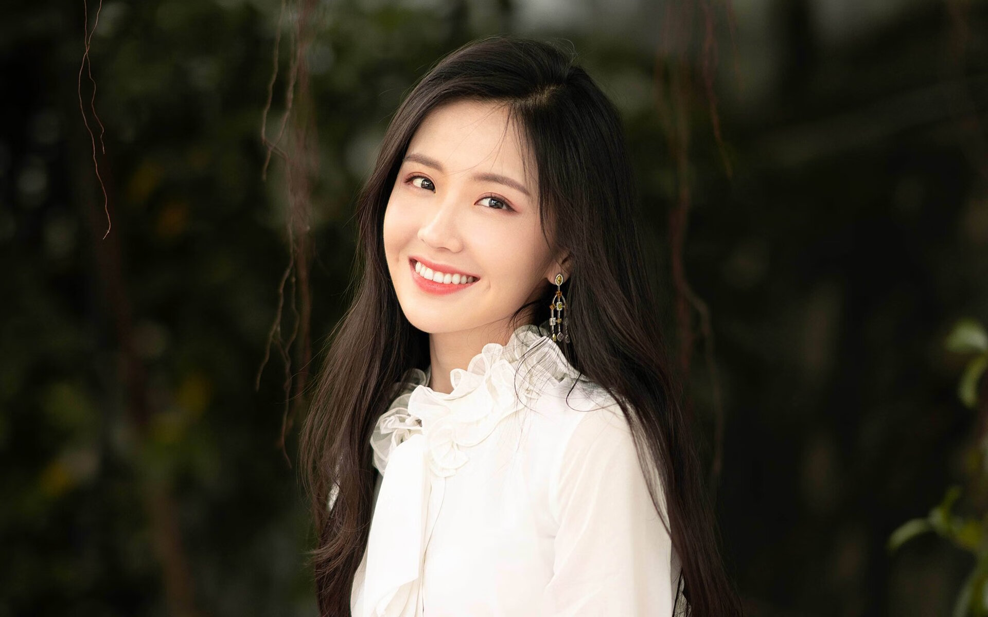 关键节点，当杰伦格林与尼克斯同时按下了开关