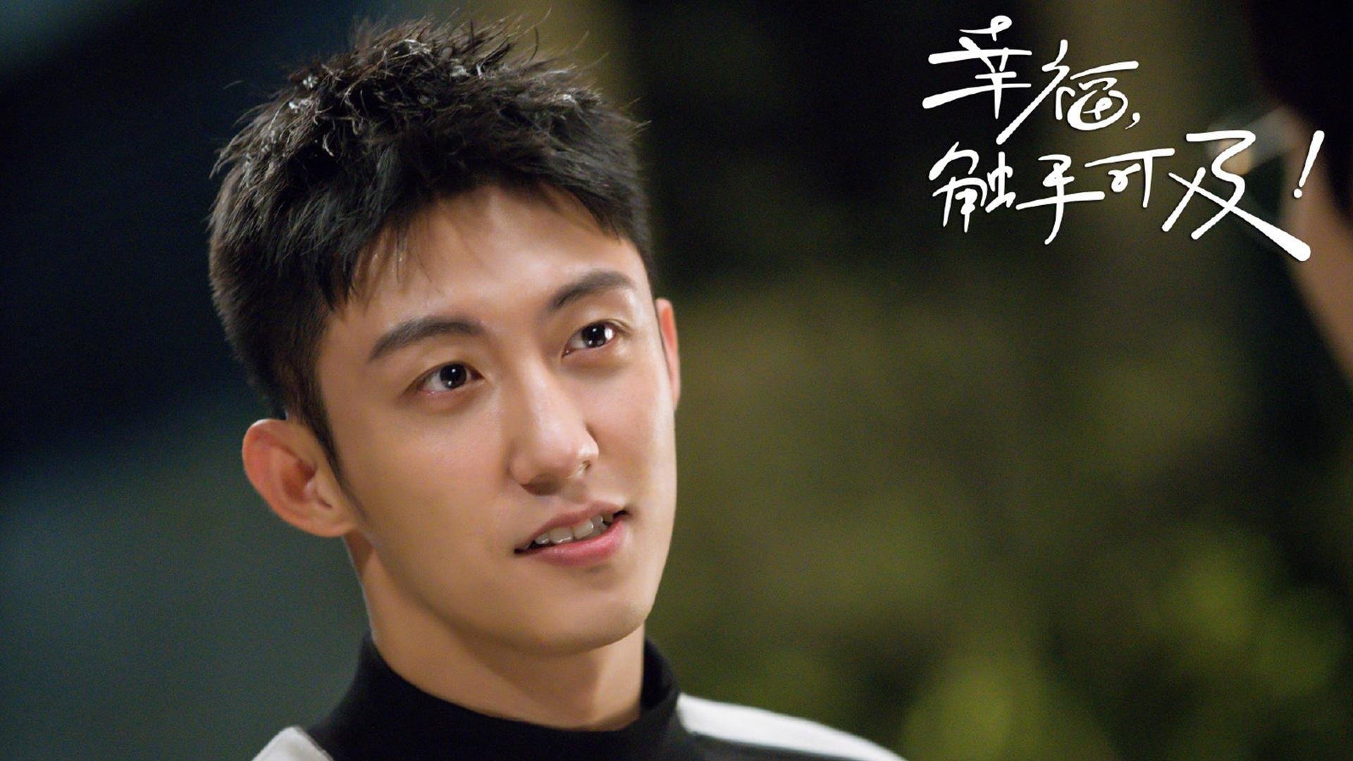 米切尔以一敌众存在感拉满,深圳队破釜沉舟淘汰开拓者创历史